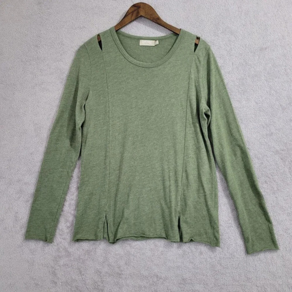 💥   Green Long Sleeve Top Size M Crew neck Pullover Cutout Shoulder  27CT